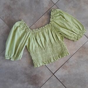 Levi's. Green Pistachio Summer Top